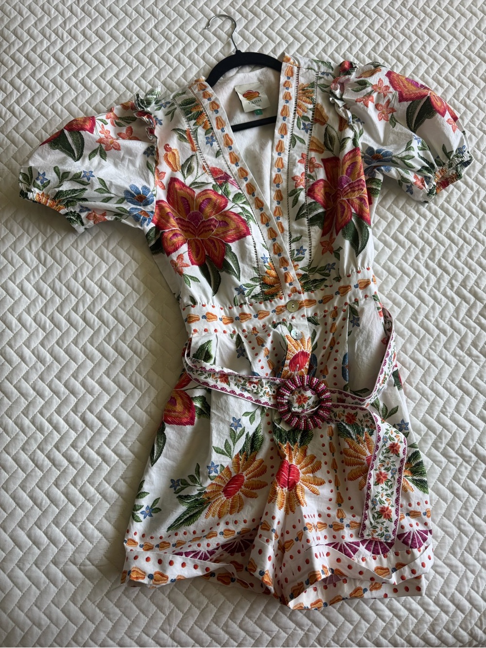 White Floral Embroidered V-Neck Romper - Picture 2 of 6